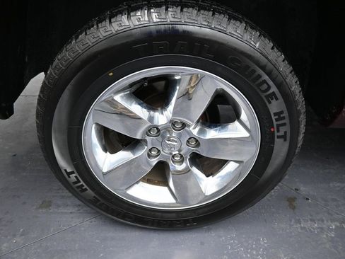 Used 2018 RAM 1500 Express w/ Express Value Package image 36