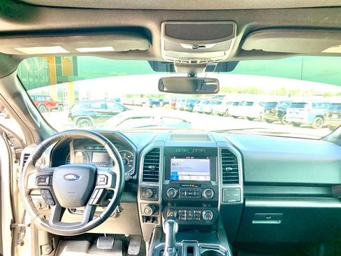 Used 2019 Ford F150 XLT w/ Equipment Group 302A Luxury AWD/4WD image 17