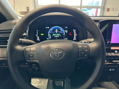 New 2026 Toyota Camry LE image 10