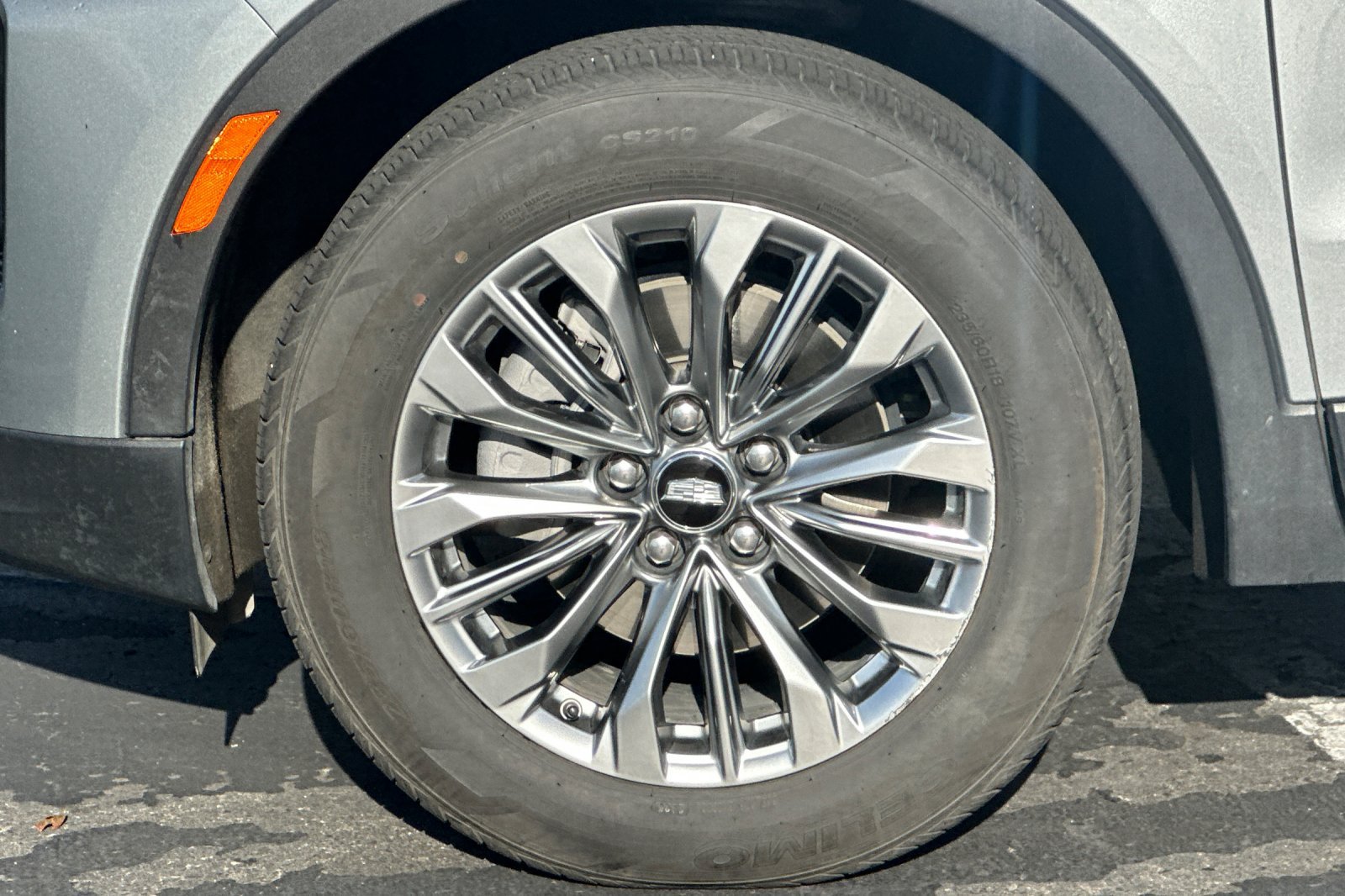 Certified 2025 Cadillac XT4 Premium Luxury FWD image 43