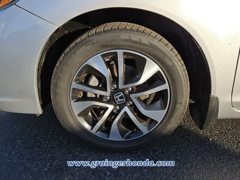 Used 2014 Honda Civic EX image 9