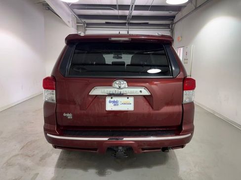 Used 2013 Toyota 4Runner SR5 w/ Premium Pkg w/3rd Row Seat AWD/4WD image 6