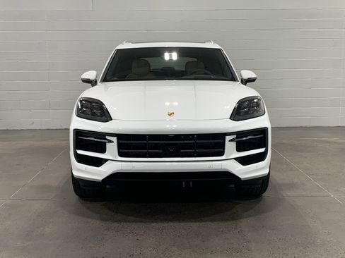 New 2026 Porsche Cayenne image 10