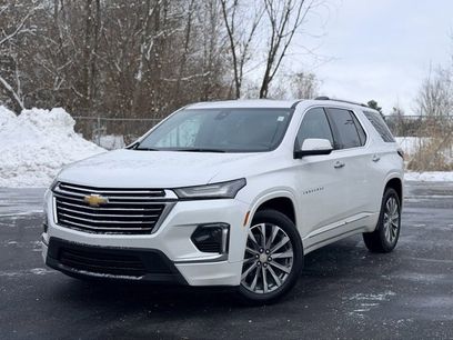 Certified 2023 Chevrolet Traverse Premier w/ LPO, Floor Liner Package