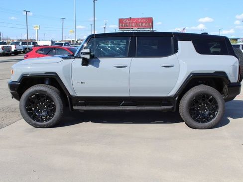 New 2025 GMC Hummer EV 2X image 2