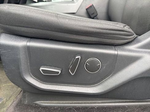 Used 2016 Ford F150 XLT w/ Equipment Group 302A Luxury image 13