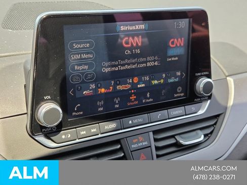 Used 2025 Nissan Altima 2.5 SR FWD image 16
