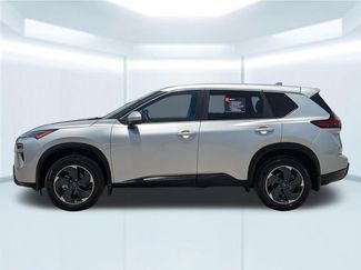 Used 2024 Nissan Rogue SV AWD/4WD video 2