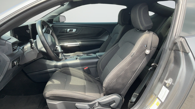 Used 2024 Ford Mustang GT RWD image 15