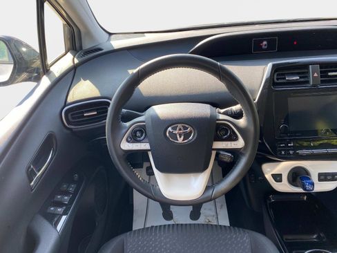 Used 2017 Toyota Prius Prime Plus image 7