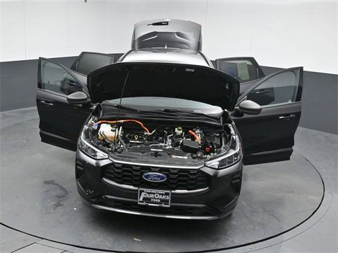 Used 2024 Ford Escape ST-Line w/ Equipment Group 301A image 54