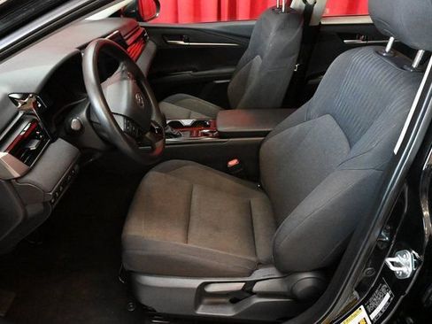 Certified 2025 Toyota Camry LE image 3