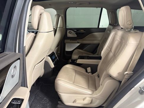Used 2020 Lincoln Aviator Reserve w/ Equipment Group 201A AWD/4WD image 41