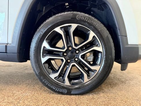 Used 2023 Jeep Compass Limited w/ Sun and Sound Group AWD/4WD image 27