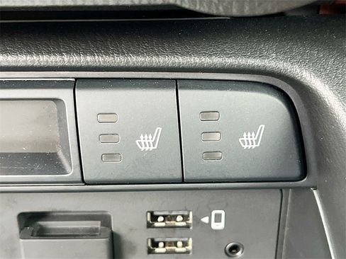 Used 2019 MAZDA MX-5 Miata RF Grand Touring image 18