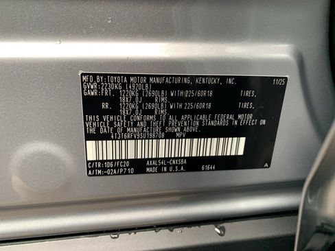 New 2025 Toyota RAV4 SE image 32