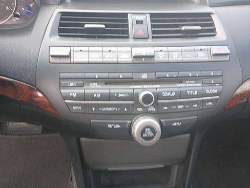 Used 2010 Honda Crosstour EX-L image 22