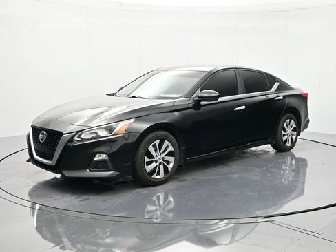 Used 2019 Nissan Altima 2.5 S FWD image 1