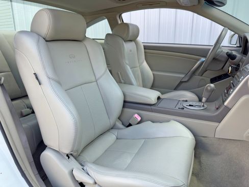 Used 2004 INFINITI G35 Coupe w/ Premium Pkg image 31