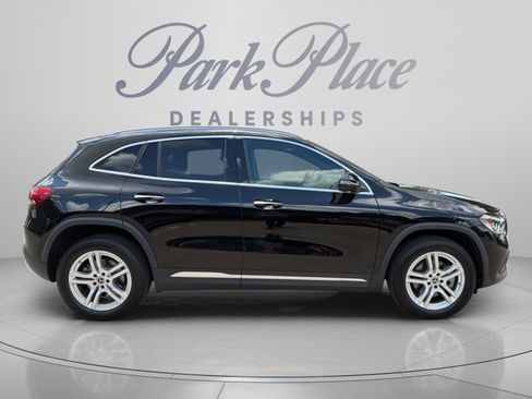 Used 2023 Mercedes-Benz GLA 250 w/ Premium Package image 6