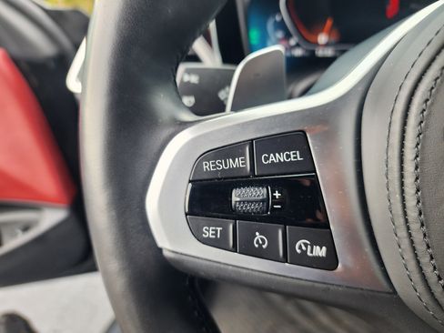 Used 2022 BMW M440i Convertible w/ Premium Package image 25