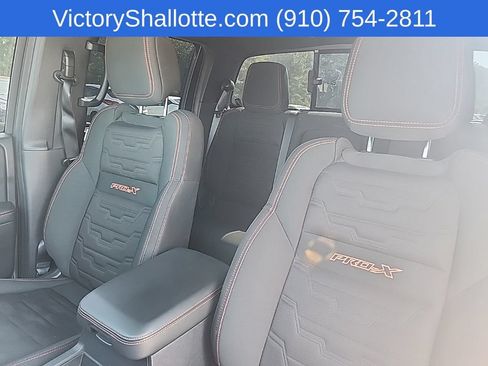 Used 2023 Nissan Frontier Pro-X w/ Pro Convenience Package RWD image 23