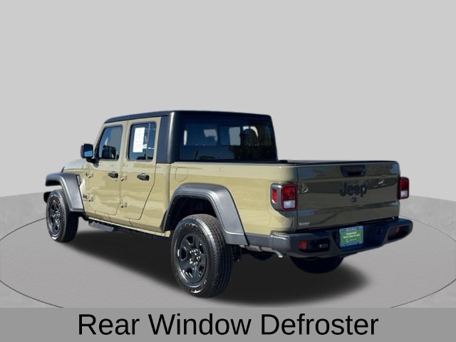 Certified 2026 Jeep Gladiator Sport AWD/4WD image 5