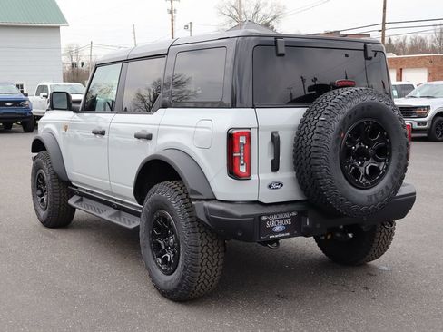New 2026 Ford Bronco Badlands AWD/4WD image 18
