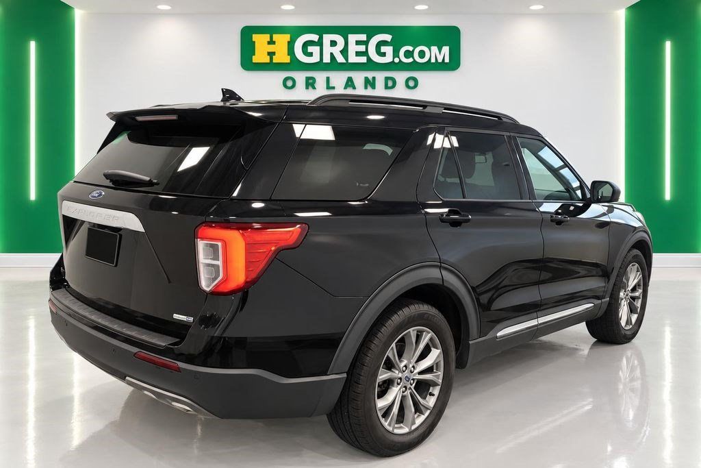 Used 2020 Ford Explorer XLT w/ Equipment Group 202A AWD/4WD image 6