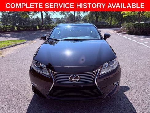 Used 2014 Lexus ES 350 w/ Luxury Package FWD image 2