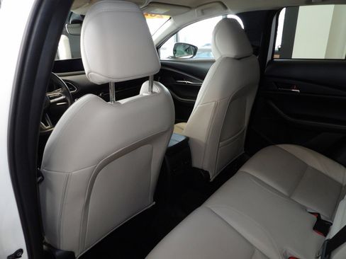 Certified 2023 MAZDA CX-30 AWD 2.5 S w/ Preferred Package image 21