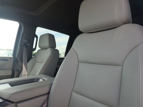 Used 2024 Chevrolet Silverado 3500 LTZ AWD/4WD image 42