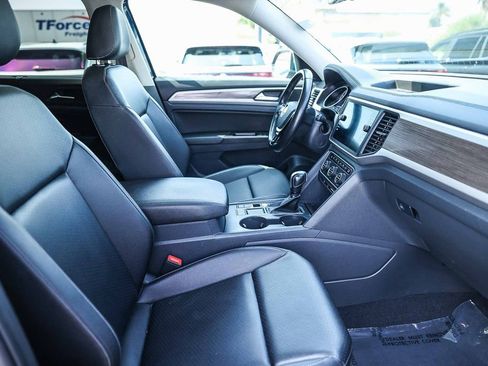 Used 2020 Volkswagen Atlas SE w/ Panoramic Sunroof Package image 26