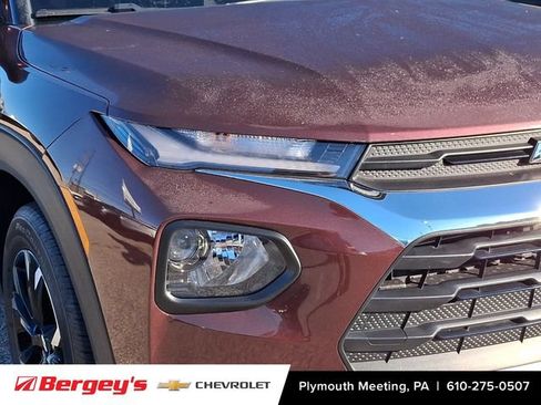 Certified 2023 Chevrolet TrailBlazer LT w/ Convenience Package FWD image 11