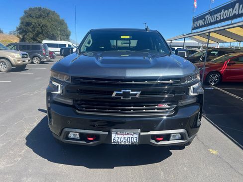 Used 2021 Chevrolet Silverado 1500 LT Trail Boss w/ Convenience Package II AWD/4WD image 3
