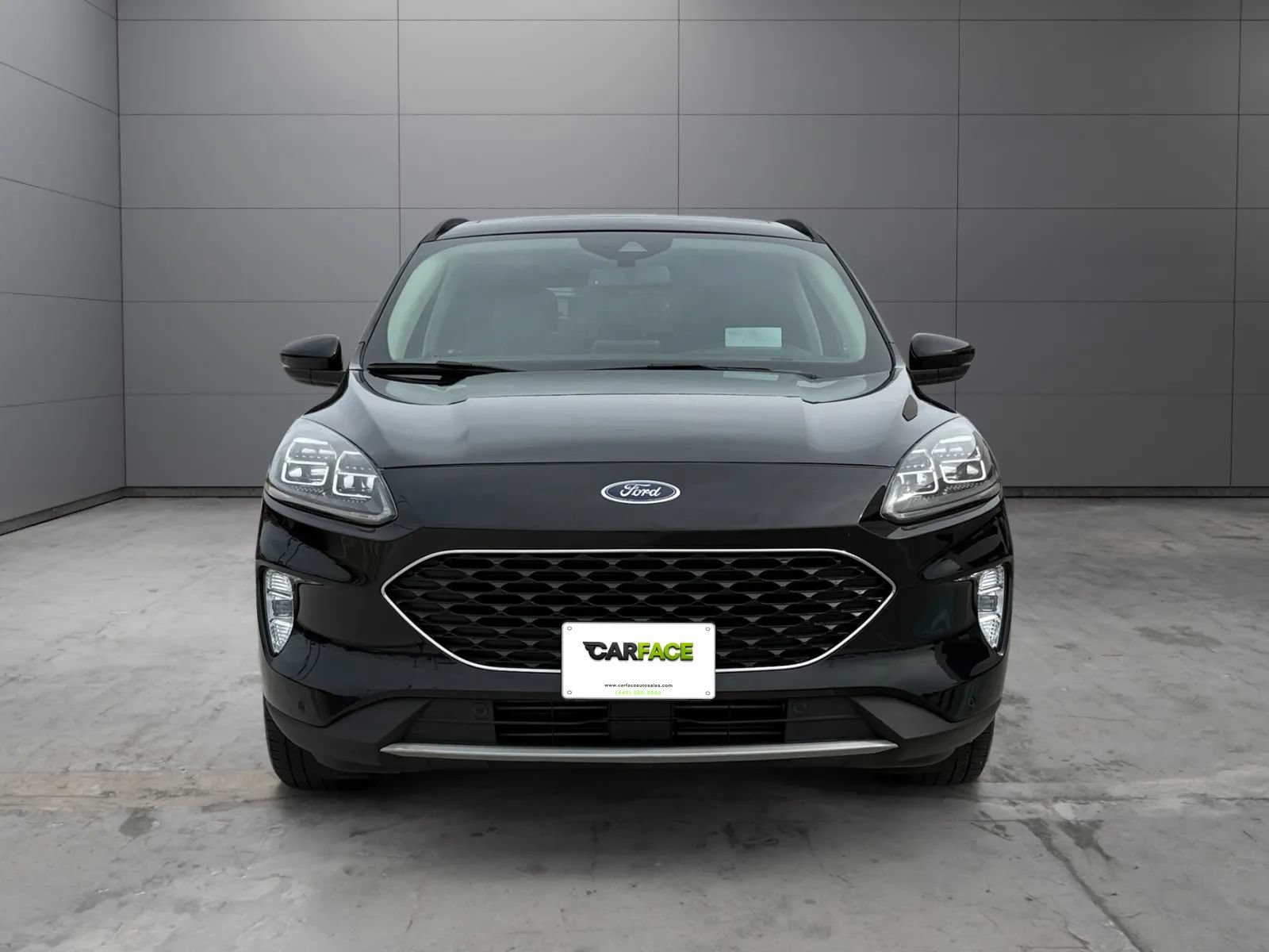 Used 2020 Ford Escape Titanium AWD/4WD image 2