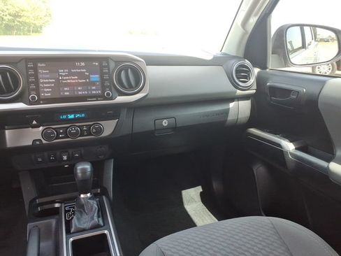 Used 2021 Toyota Tacoma SR5 RWD image 25