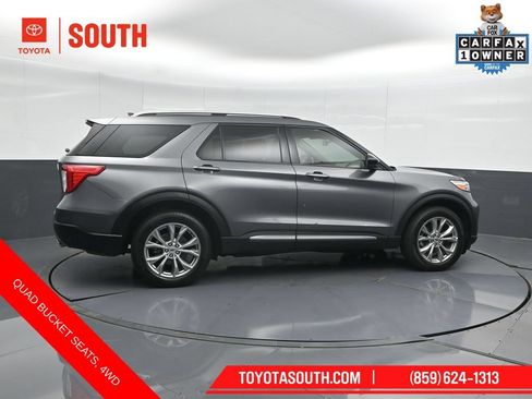 Used 2023 Ford Explorer Limited AWD/4WD image 3