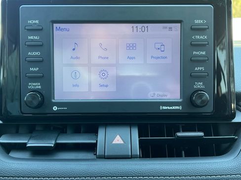 Used 2021 Toyota RAV4 LE image 28