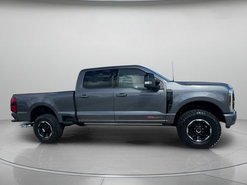 New 2026 Ford F250 Platinum w/ Tremor Off-Road Package image 36