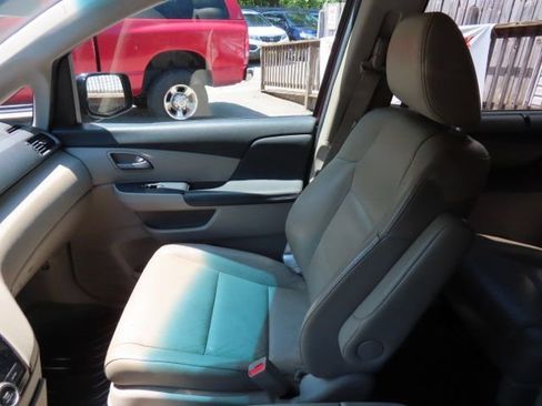 Used 2012 Honda Odyssey EX-L image 25