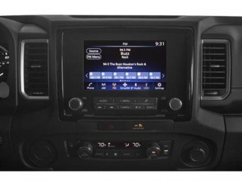 Used 2023 Nissan Frontier SV w/ Midnight Edition Package image 13