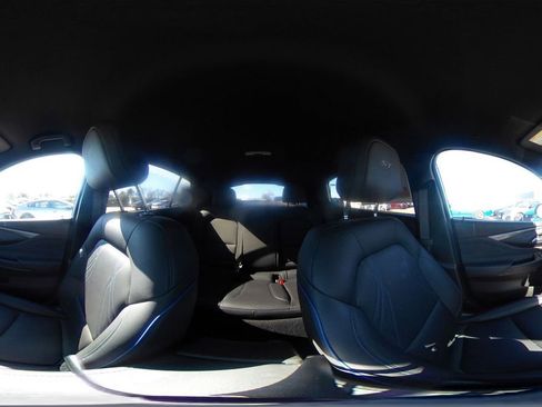 Used 2025 Buick Envista Sport Touring image 40