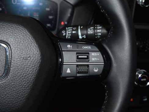 Used 2026 Honda CR-V EX-L image 10