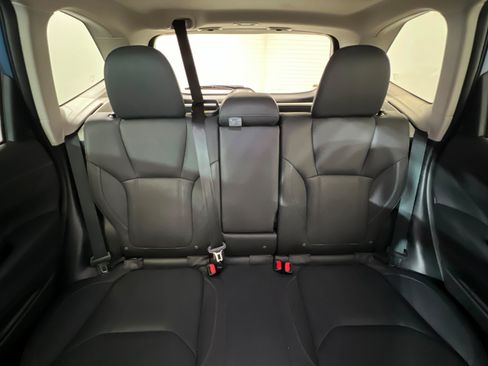 Used 2024 Subaru Forester Touring w/ POP Package 3 AWD/4WD image 26