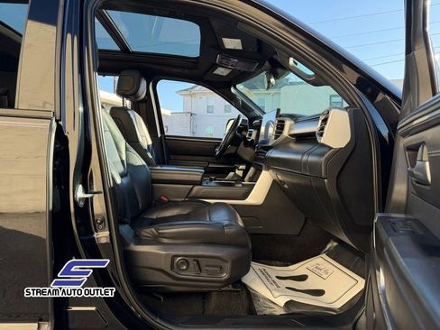 Used 2022 Toyota Tundra Platinum AWD/4WD image 14