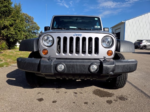 Used 2013 Jeep Wrangler Sport AWD/4WD image 6