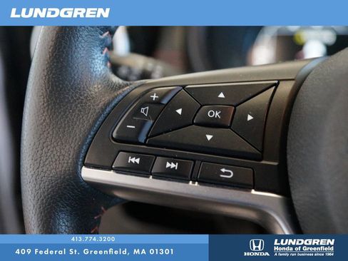 Used 2024 Nissan Kicks SR FWD image 19