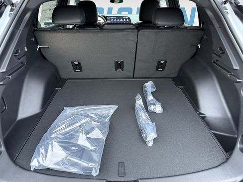 New 2026 Chevrolet Equinox EV LT AWD/4WD image 16