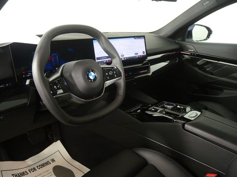 Used 2026 BMW 530i image 12